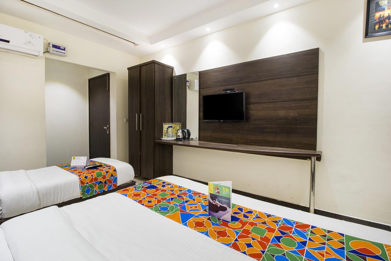 Hotel Fabexpress Le Continental Paharganj Neu-Delhi Exterior foto