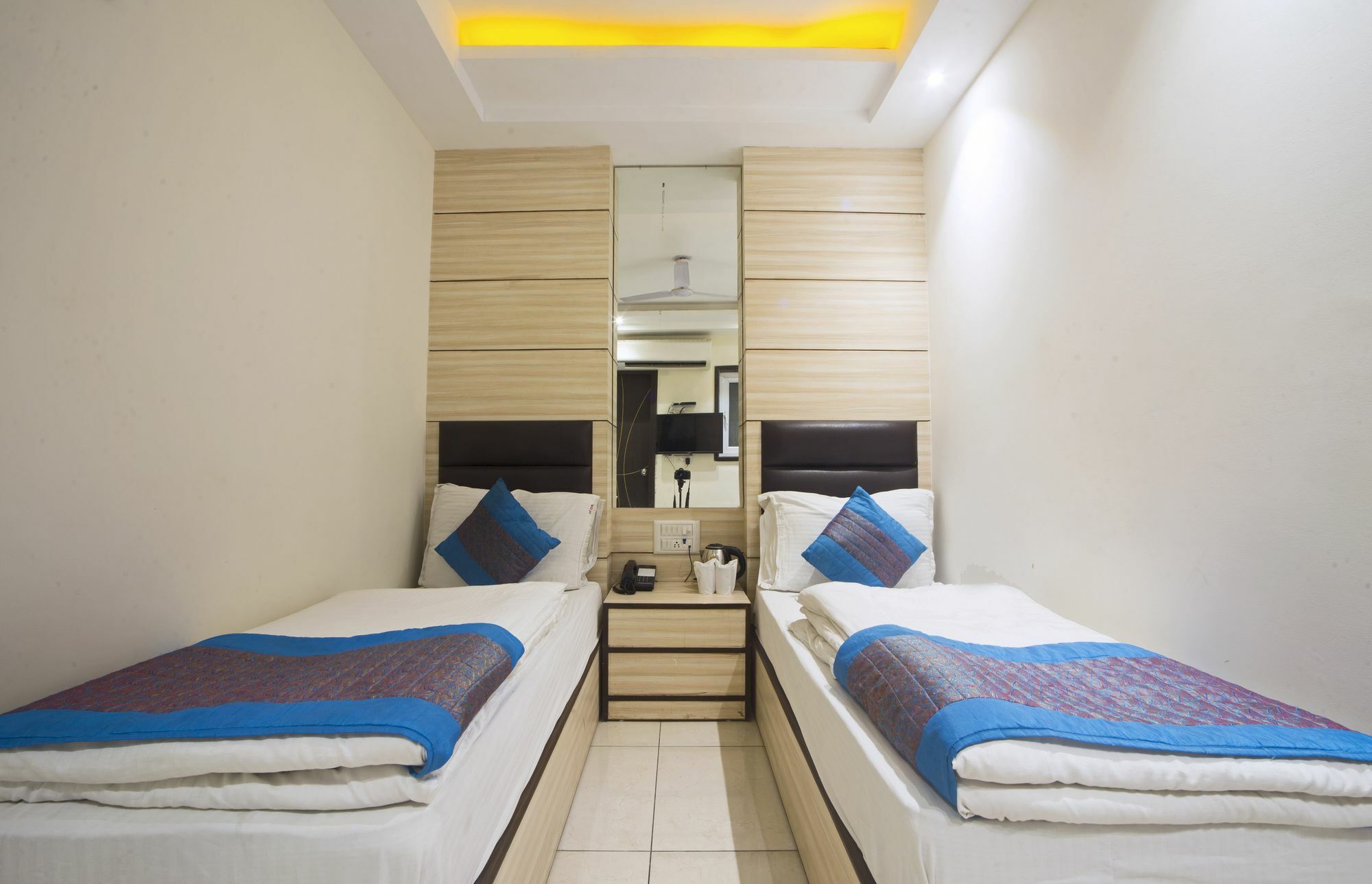 Hotel Fabexpress Le Continental Paharganj Neu-Delhi Exterior foto