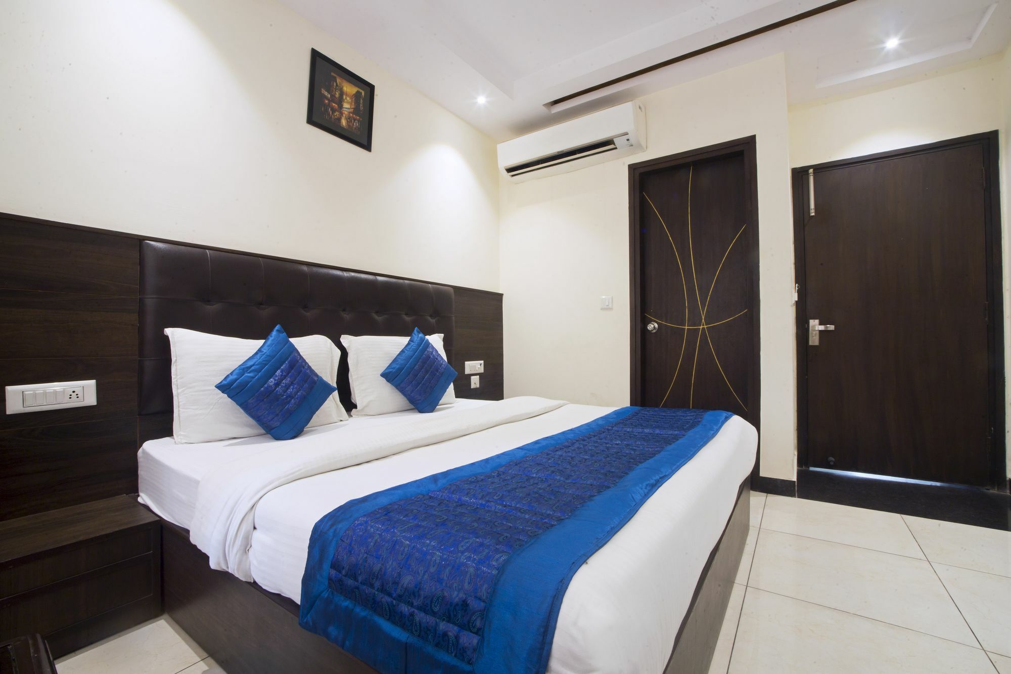 Hotel Fabexpress Le Continental Paharganj Neu-Delhi Exterior foto